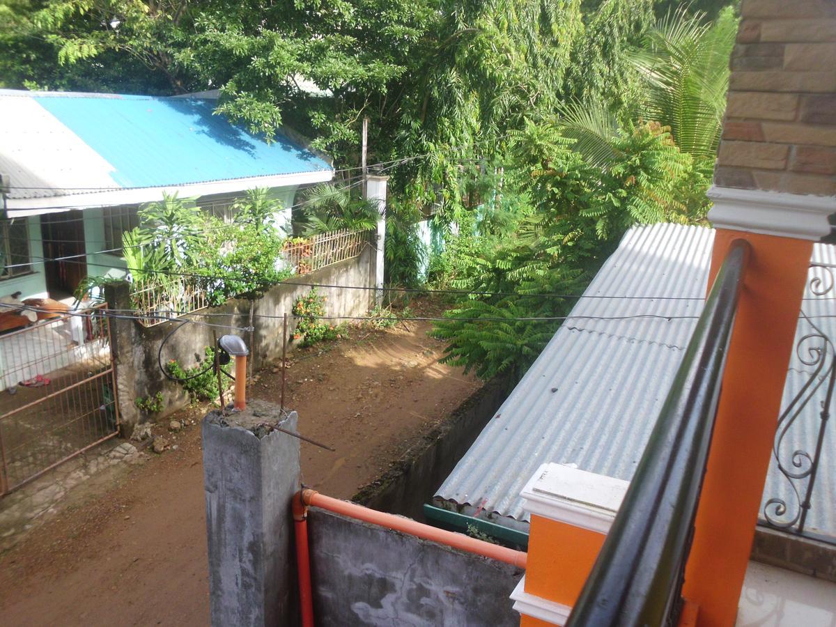 Lan Bless Pension House Coron Exterior foto